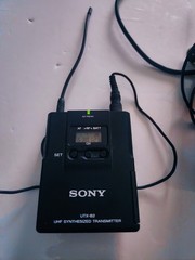 Sony UTX-B2 UHF Transmitter & URX-P2 UHF Tuner, Lavalier Microphone, XLR Output