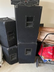 2 Yamaha Monitors/ 2 Big Peavey Speakers – Black- 15+ Years Old