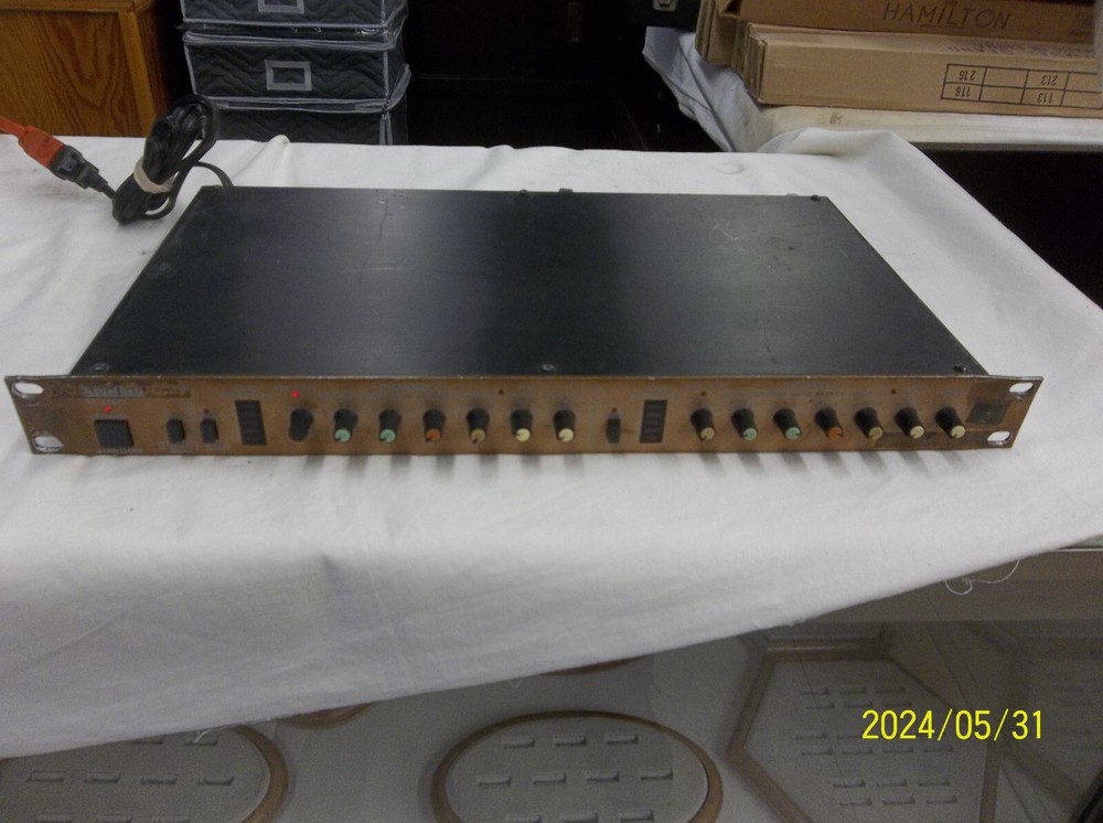 SoundTech ST200CL – Stereo Compressor / Limiter / Gate Rackmount – Vintage