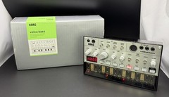 Korg Volca Bass Analog Bass Sequencer/Synthesizer (J01028940)