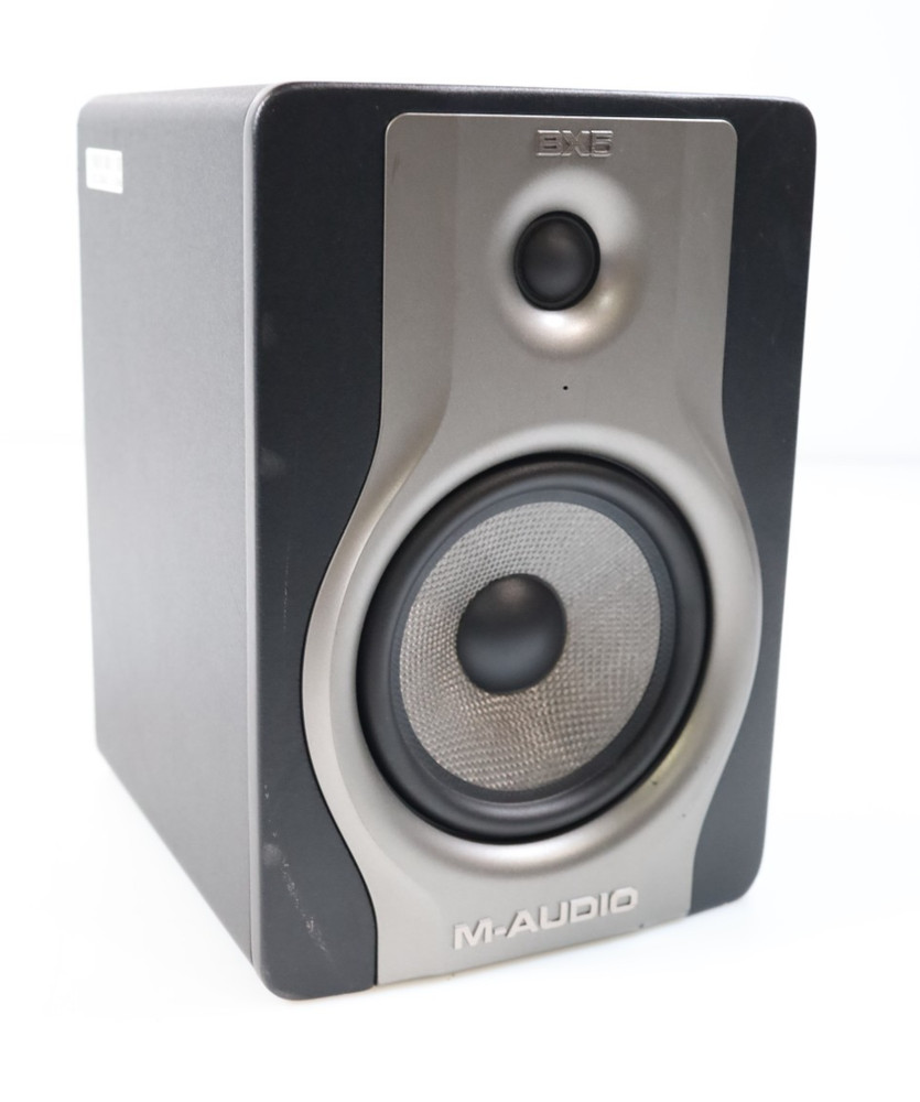 M-Audio BX5 Carbon 5″ Active Studio Monitor Speaker