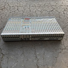 Allen & Heath GL2200 32 Channel Mixing Board – Tested