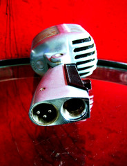 Vintage 1970’s Shure 55SH dynamic cardioid microphone Elvis w case 55S 55 556S