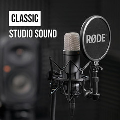 RØDE NT1 Signature Series Large-Diaphragm Condenser Microphone with Shock Mount,