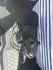 Blue Microphones Blackout Yeti USB Microphone – Black Sparkle Glitter