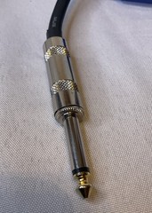 MUSYSIC 25′ 14 AWG Speakon to 1/4″ Male SPEAKER CABLE