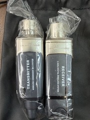 Xvive U3 Wireless Microphone System 2.4GHz XLR Transmitter & Receiver No Box