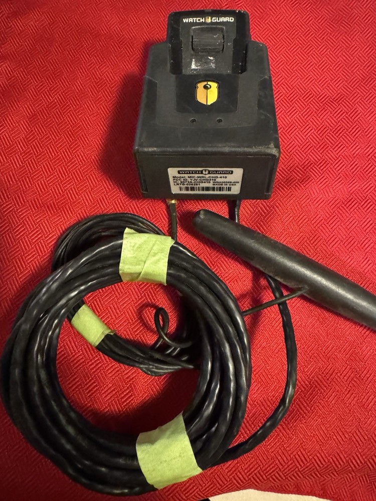 Watchguard MIC-WRL-TRN-410 HiFi Microphone w/ MIC-WRL-CHG-410 Cradle Base Mount