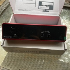 Focusrite Amplifier/Scarlett2I2 Audio Interface- USB 24-Bit/192 kHz
