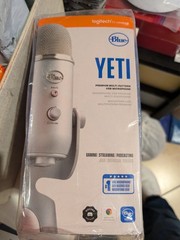 BRAND NEW SEALED Blue Yeti Professional USB Microphone 988-000103 – Silver