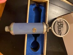 Blue Microphones Bluebird SL Studio Condenser Microphone – Blue