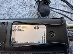 Very Clean – Shure MXW1 Hybrid Bodypack Transmitter MXW1/O Z10 W/ Mic