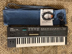 Used Yamaha DX7IID Synthesizer w/Original ROM Cartridge, Manual, Midi Cable, Bag