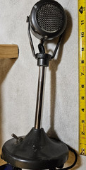 VINTAGE TURNER MODEL 99 DYNAMIC MICROPHONE 12″x 5″ BASE 1950’s or 1960’s