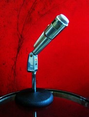 Vintage 1960’s Electro Voice 664 dynamic cardioid microphone w stand PROP