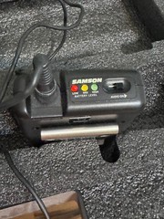 Samson STAGE5 VHF CH8 Wireless Microphone Receiver & ST5 Belt Transmitter