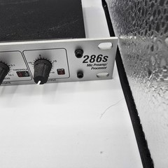 DBX 286SV Mic Preamp Processor Compressor De-Esser Enhancer Rack Mount