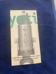 Logitech Blue – Yeti – Professional USB Condenser Microphone – 4 Polar Patterns!