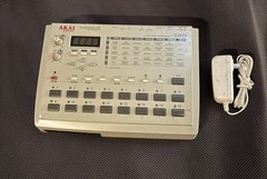 Akai S20 16-Bit Stereo Phrase Sampler Pad Triggers Loop Resample