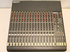 Mackie CR1604-VLZ 16-Channel Mic/Line Mixer – Professionally Tested CH15 Amp Out