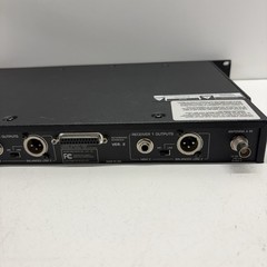 Shure U4D-UB Dual Channel Wireless Receiver UB Band 692-716MHz Powers On – Read!