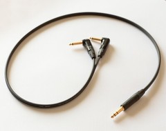 Stereo 6.3mm (1/4“) TRS to Dual 6.3mm 1/4“ TS – Mogami cable w/ Neutrik plugs