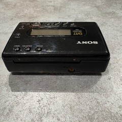 Sony TCD-D8 DAT Walkman Portable Recorder Digital Audio Tape Corder Black #0001