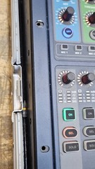 Soundcraft Si Expression 1 Digital Mixer Console w/Hard Case Attached