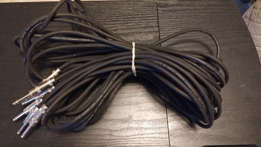 VTG Low Noise Instrument Cable (3) Cables 20 Ft. 1/4 Inch Male To Male