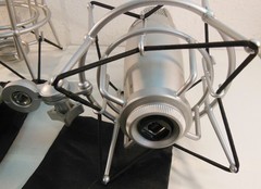 2 Two SAMSON C01U Studio Condenser Microphones w/ Stands, Shock Mounts, Working