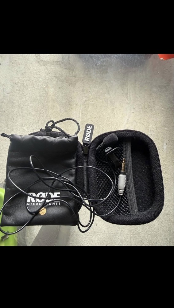 Rode Black Lavalier/Lapel Microphone 3.5mm (1/8 in) TRS Wired w/ Pouch