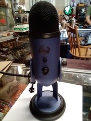 Blue Yeti Ultimate Microphone for Professional Recording Midnight Blue/Black (H)