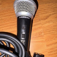 Samson Handheld/Stand-Held Wired Microphone XLR 3 Pin & 6.35mm TRS Black Silver