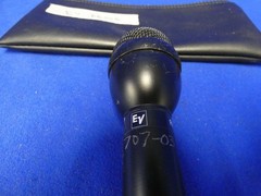 Electro Voice RE50B 150 Ohms Dynamic Omnidirectional Microphone w/Soft Case