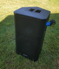 QSC HPR122i Active Portable PA Speaker 400W RMS XLR Wired Black