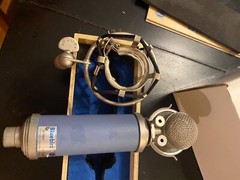 Blue Microphones Bluebird SL Studio Condenser Microphone – Blue