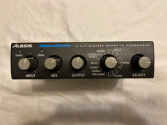 Alesis NanoVerb 18-Bit Digital Effects Processor Tested Working No Power Adaptor
