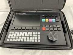 Polyend Tracker Sequencer sampler MIDI workstation wavetable synthesis W/ case