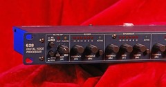 SYMETRIX 628 Programmable Parametric VOICE PROCESSOR Preamp De-Ess Compress Exp