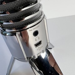 Samson Meteor Mic USB Studio Microphone Chrome with Stand Portable Podcasting