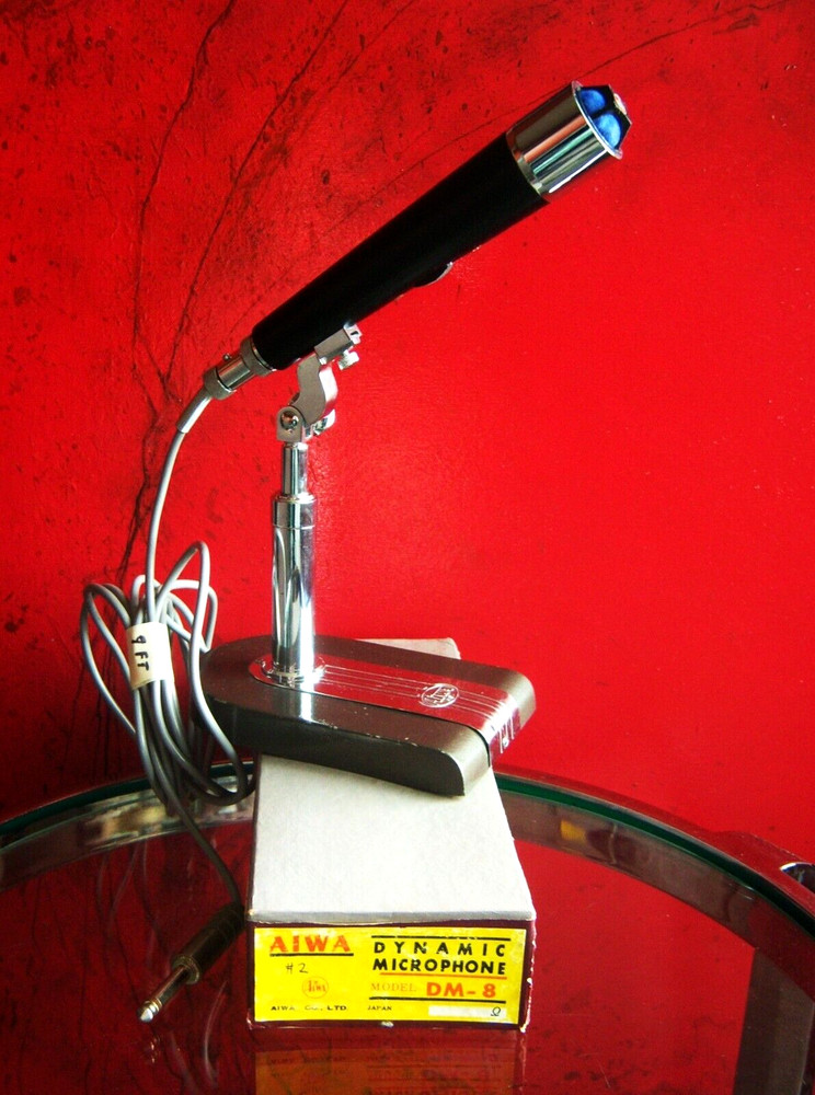 Vintage 1950’s Aiwa DM-8 Dynamic microphone w stand prop Olson Lafayette RCA # 2