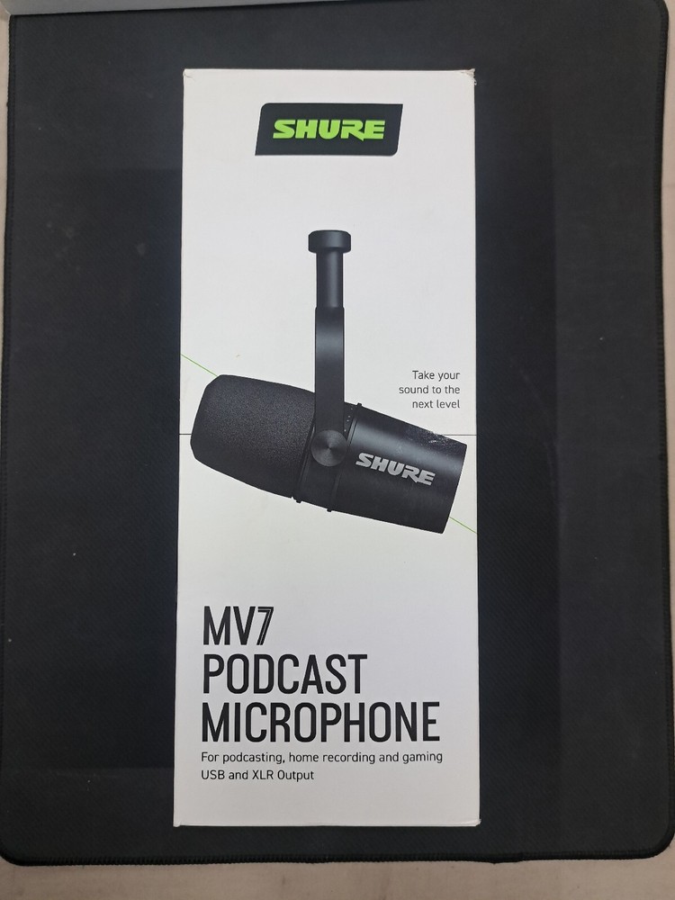 Shure MV7 Dynamic Unidirectional Dual LR/USB Podcasting Microphone OPEN BOX NEW