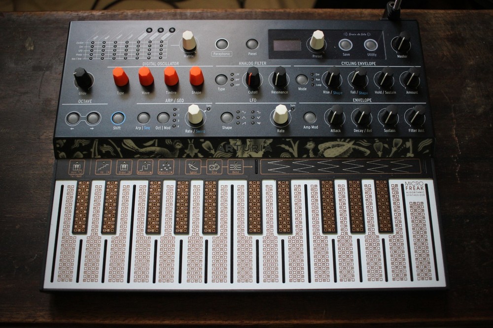 Arturia – MicroFreak Hybrid Synthesizer With Vocoder Microphone