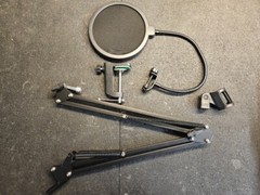 Neuma Recording Studio Accessory Set Professional Microphone Stand & Pop Filter