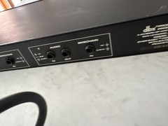 dbx 166 Audio Effects Processor