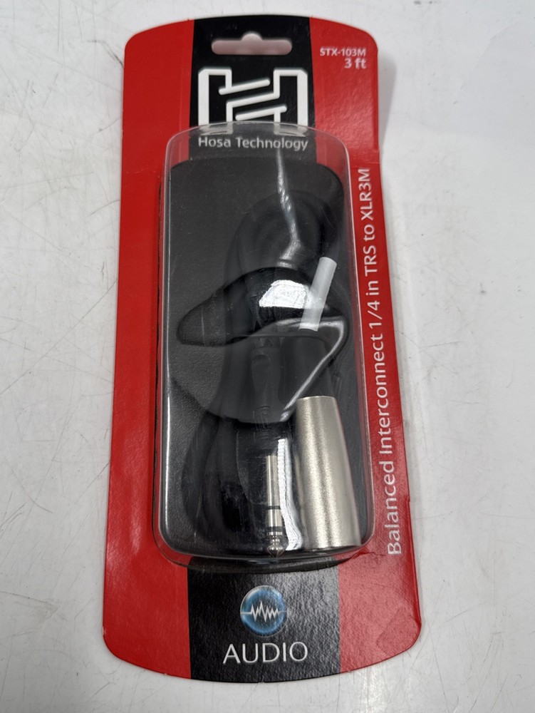 Hosa STX-103M Balanced Interconnect, 1/4 in TRS to XLR3M, 3 ft EB-19676