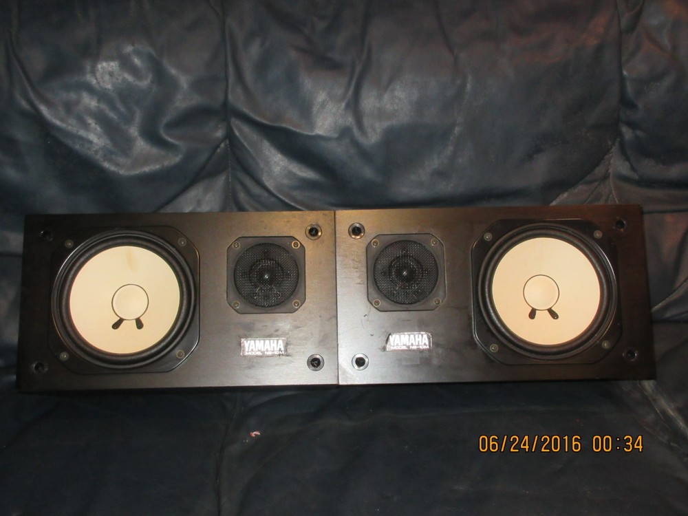 RARE EARLY 1980’s YAMAHA MODEL NS-10M Studio Monitor Speakers