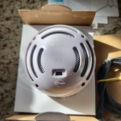 New, Blue Snowball iCE Plug n Play USB Microphone for Recording, Streaming