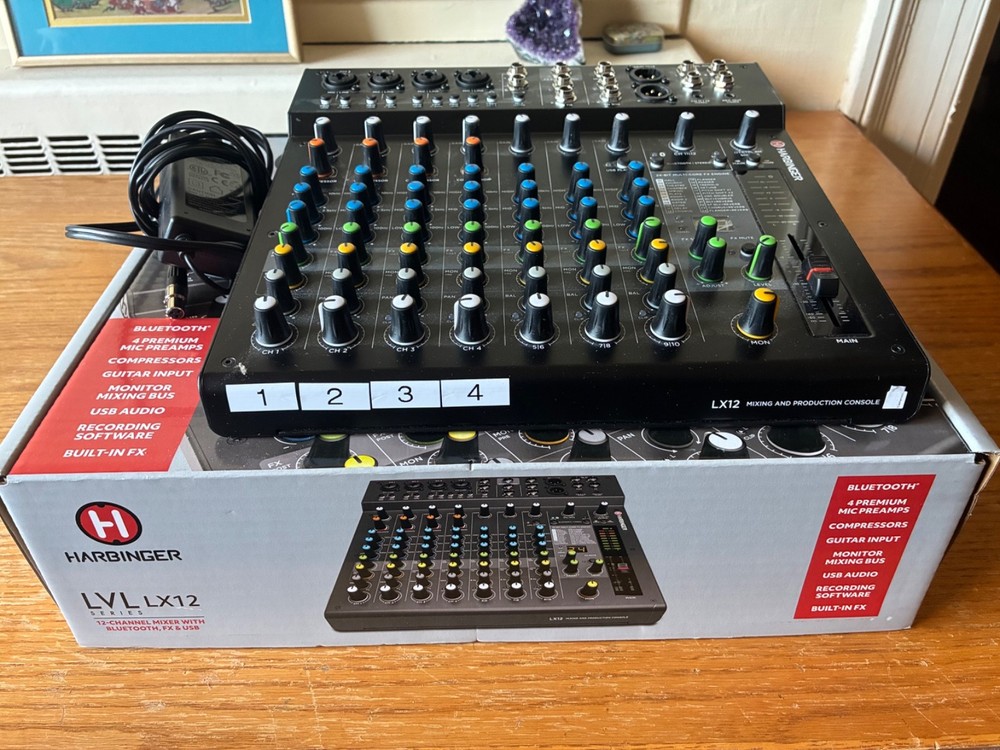 Harbinger LVL LX12