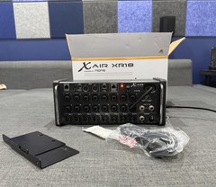 Behringer XR18 X Air 18-Channel 12-Bus Digital Mixer